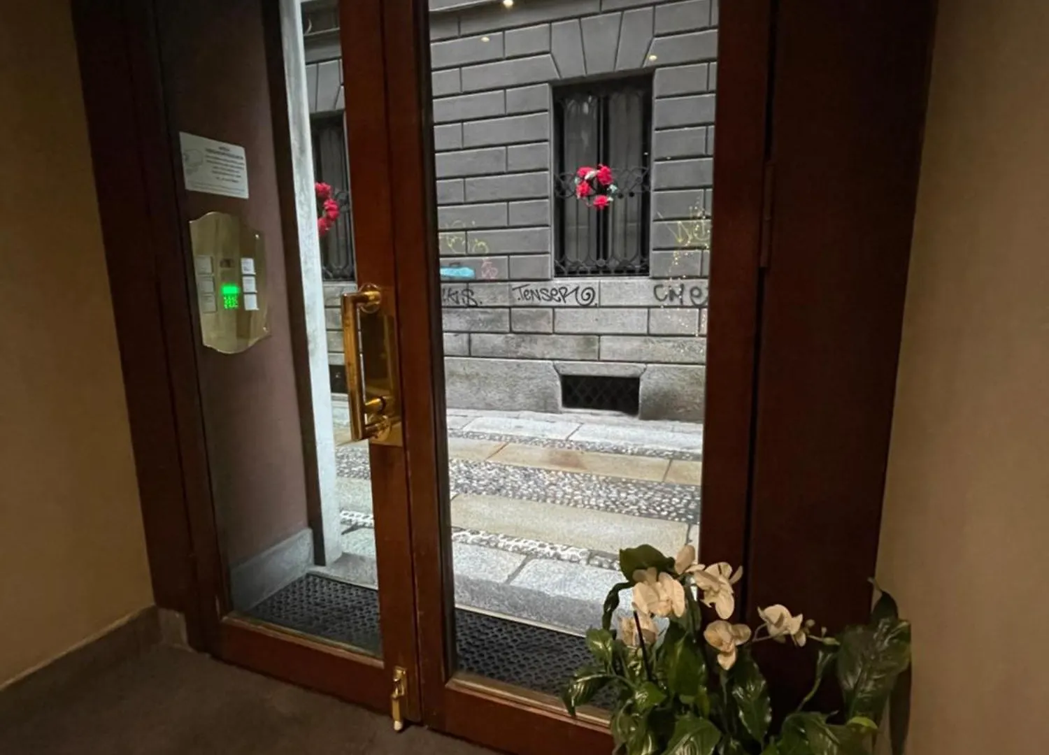 Santa Sofia Apartment Milan