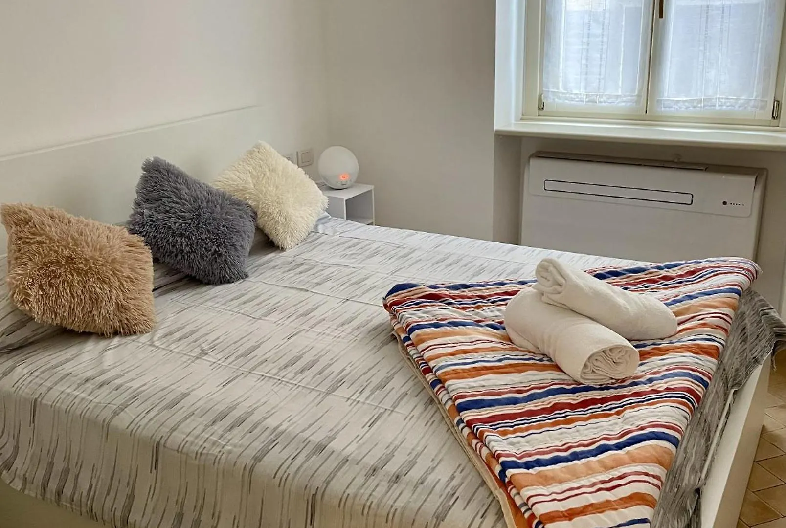 Santa Sofia Apartment contacts